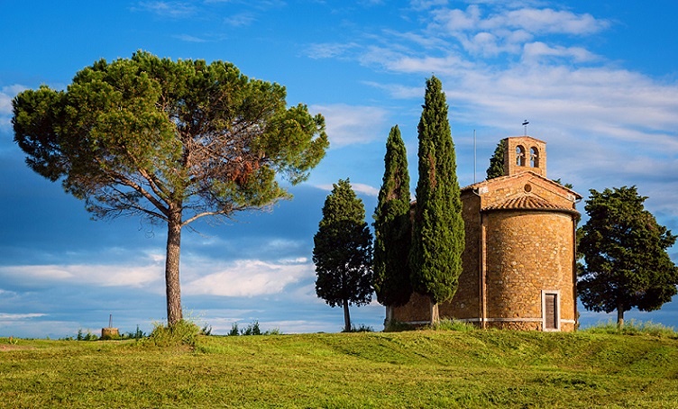 travel agent tuscany